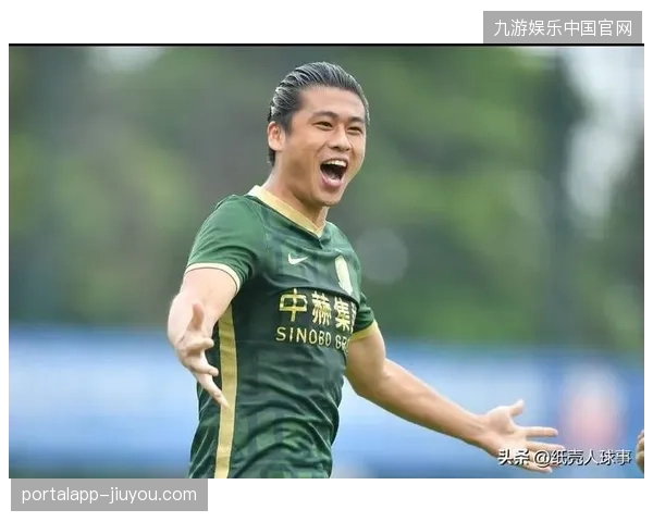 张玉宁冲击力考验斯卢茨基老将防线，申花队高空球防守能力将成胜负关键